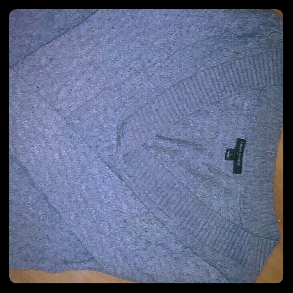 Like New, Super Soft Banana Republic Sweater